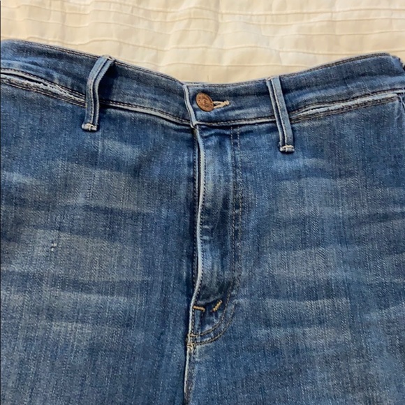NWOT MOTHER The Swooner roller fray jeans - Picture 7 of 14